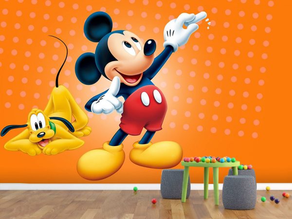 Miki i Pluto - osmeh koji vodi igru